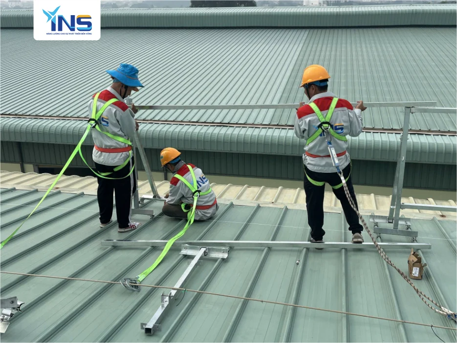 Quy định an toàn lao động trong thi công điện mặt trời