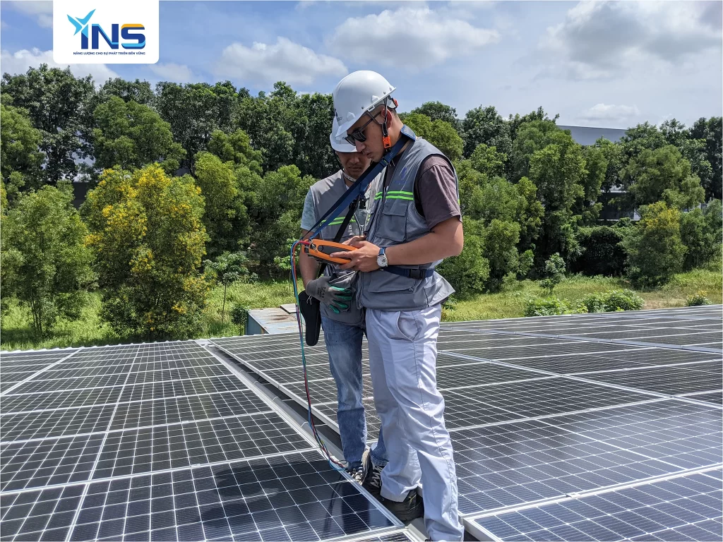 Ensuring Safety in the Maintenance of Factory Rooftop Solar Systems