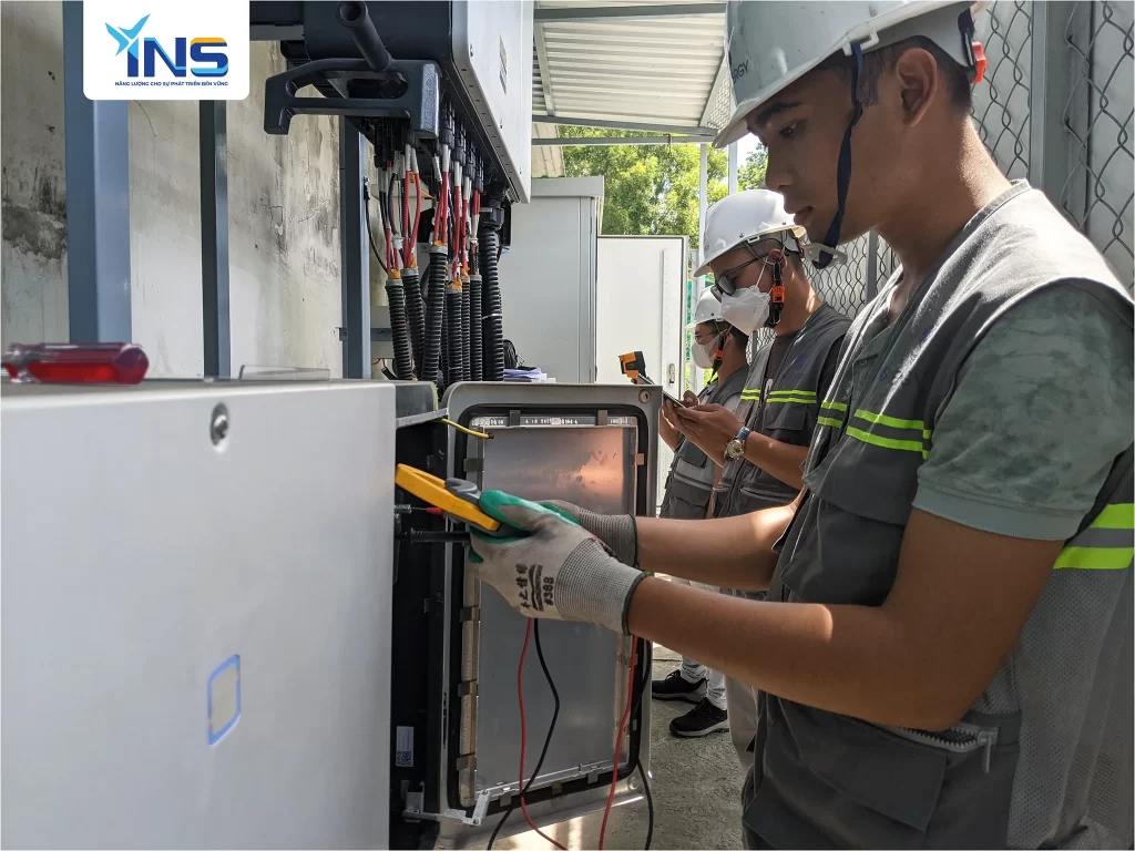 Ensuring Safety in the Maintenance of Factory Rooftop Solar Systems