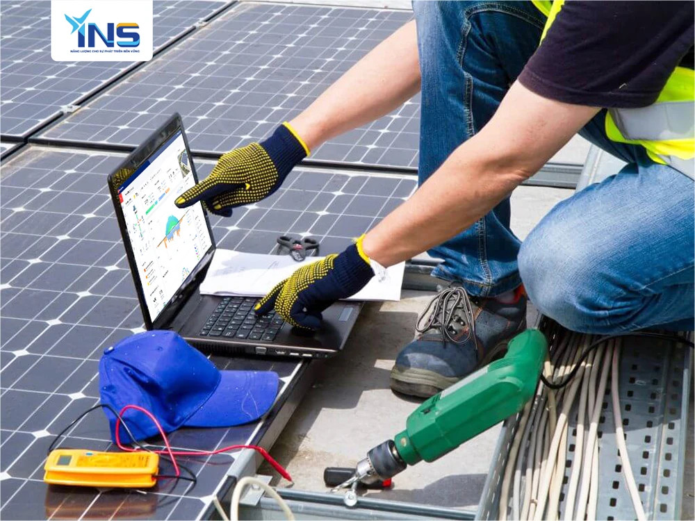 Solar Monitoring Systems: Ensuring Performance and Safety for Manufacturing Plants