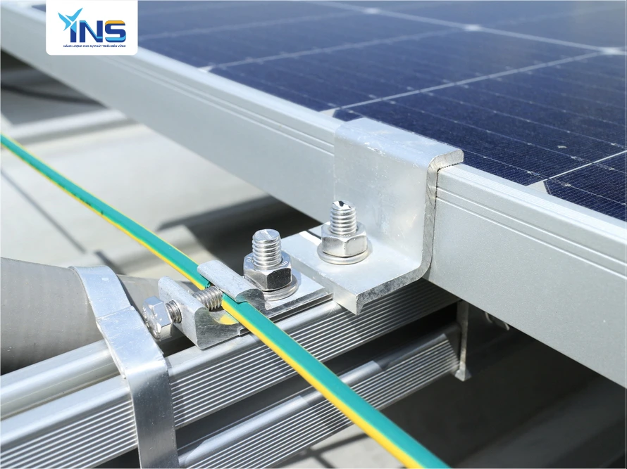 Quy định PCCC trong thi công hệ thống điện mặt trời áp mái