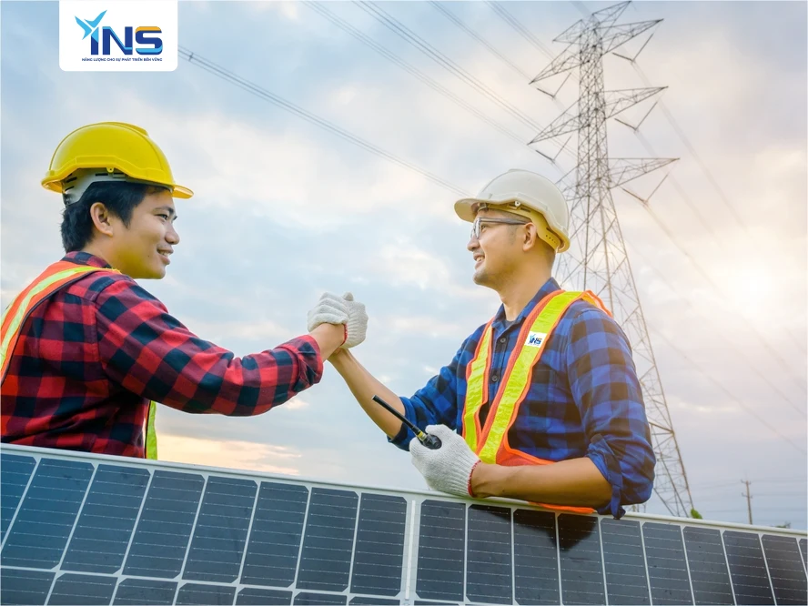 Đấu nối lưới & nghiệm thu điện dư: Quy trình cho doanh nghiệp đầu tư điện mặt trời